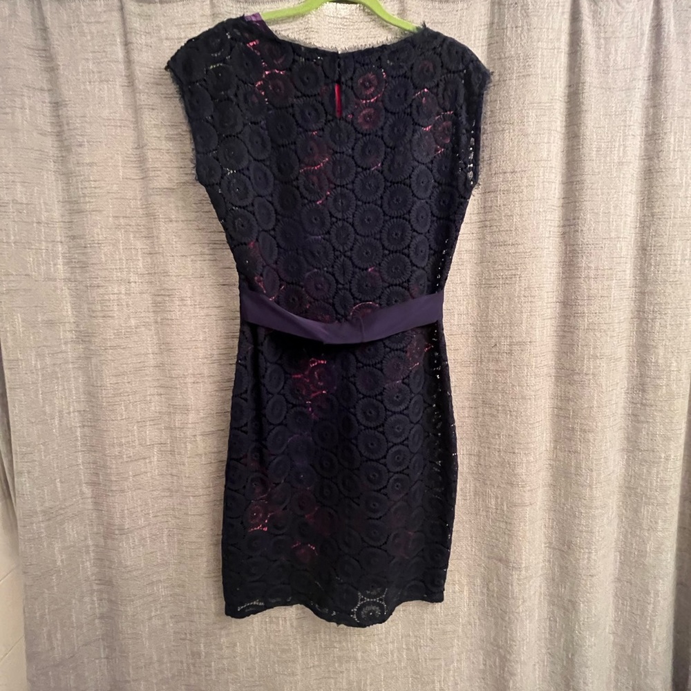Elie Tahari sleeveless crocheted overlay dress blue with multicolor slip size 8